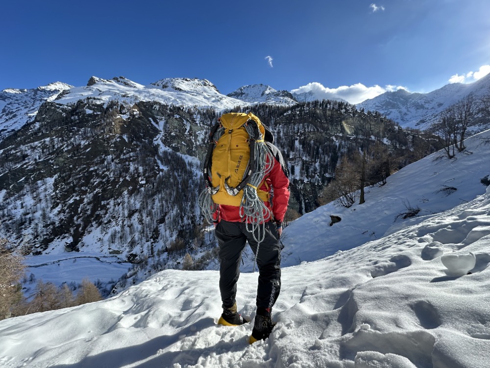 Recenze batohu Blue Ice  Firecrest 38