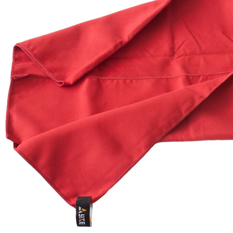 Levně Outdoorový ručník YATE Rychleschnoucí ručník XL 60x120 cm Rubínová